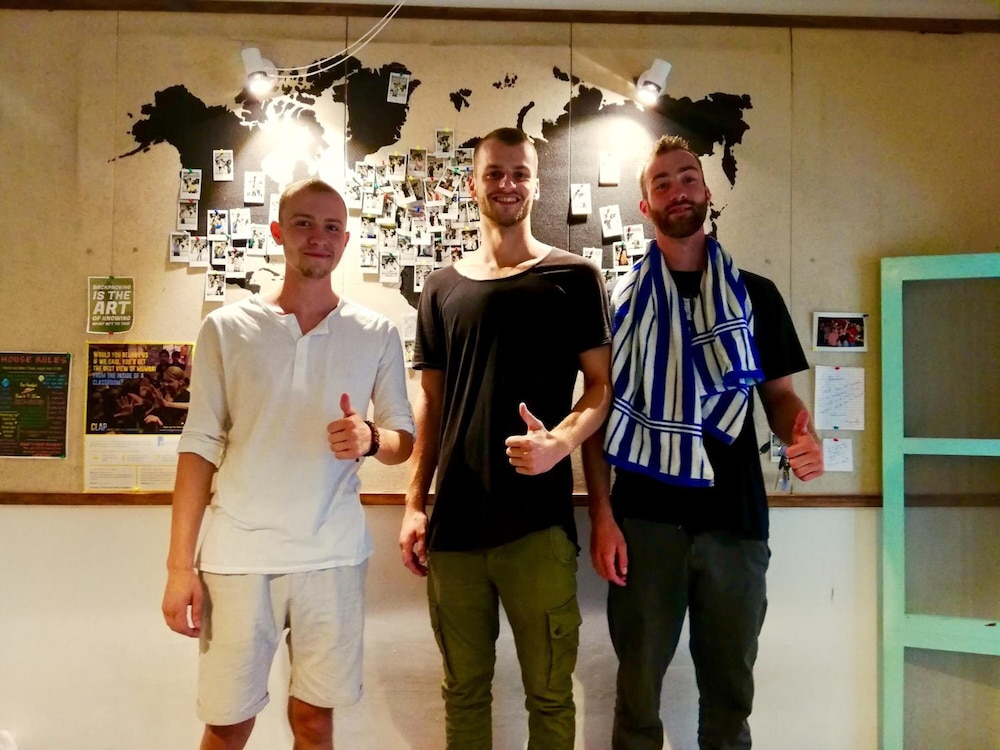 Hostel Mantra 6/45