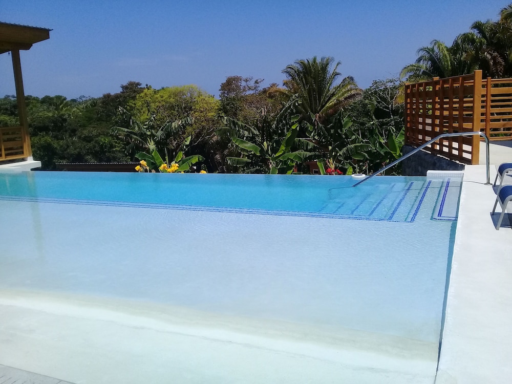Richardson Serenity Villa 30/50