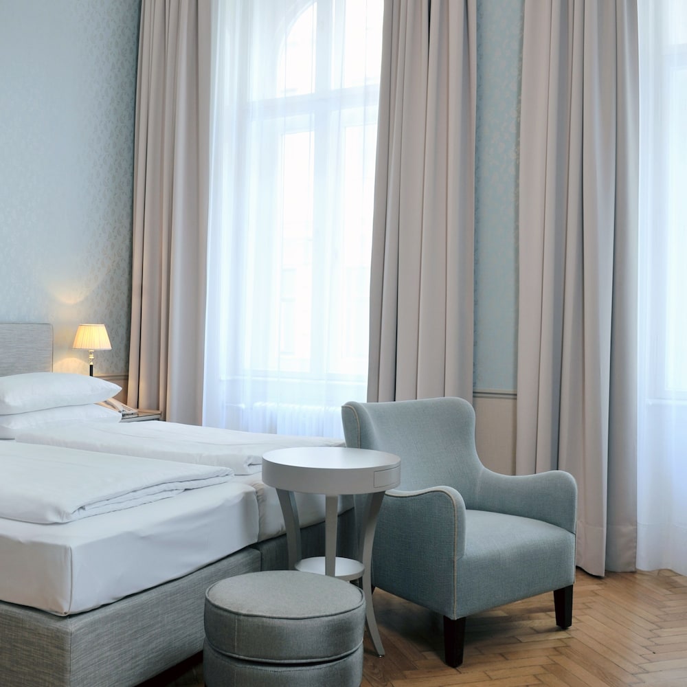 غرفة كلاسيكية بسريرين منفصلين، Hotel Karntnerhof 2/3