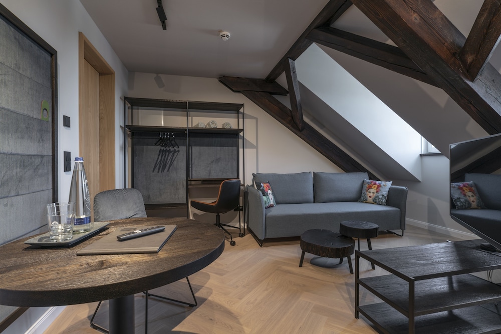 Wailtl Hotel 26/50