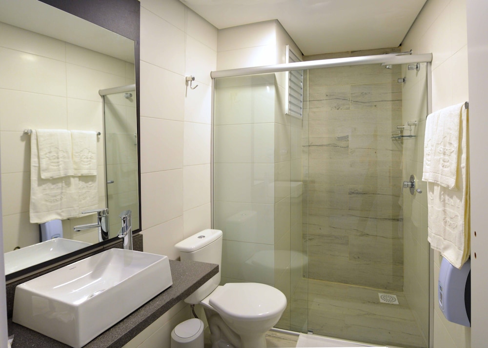 Sky Palace Hotel 40/42
