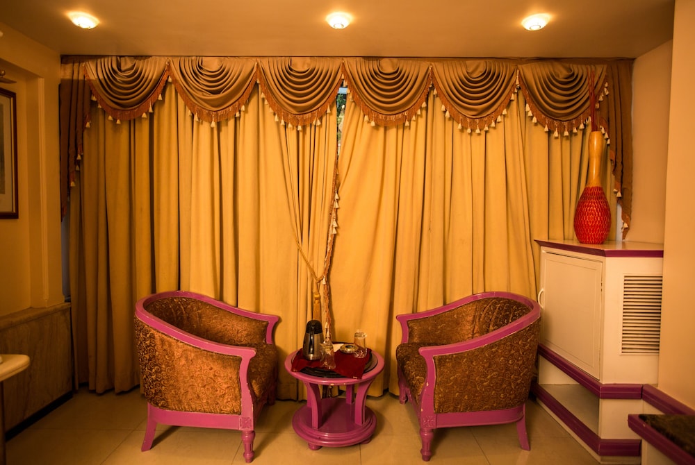 Hotel Ashwin 23/35