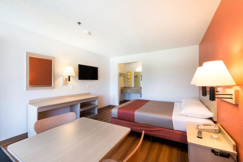 Motel6 Sparks, NV - Airport - Sparks 30/52