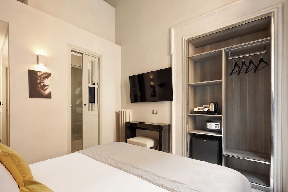 Terrace Pantheon Relais 15/71