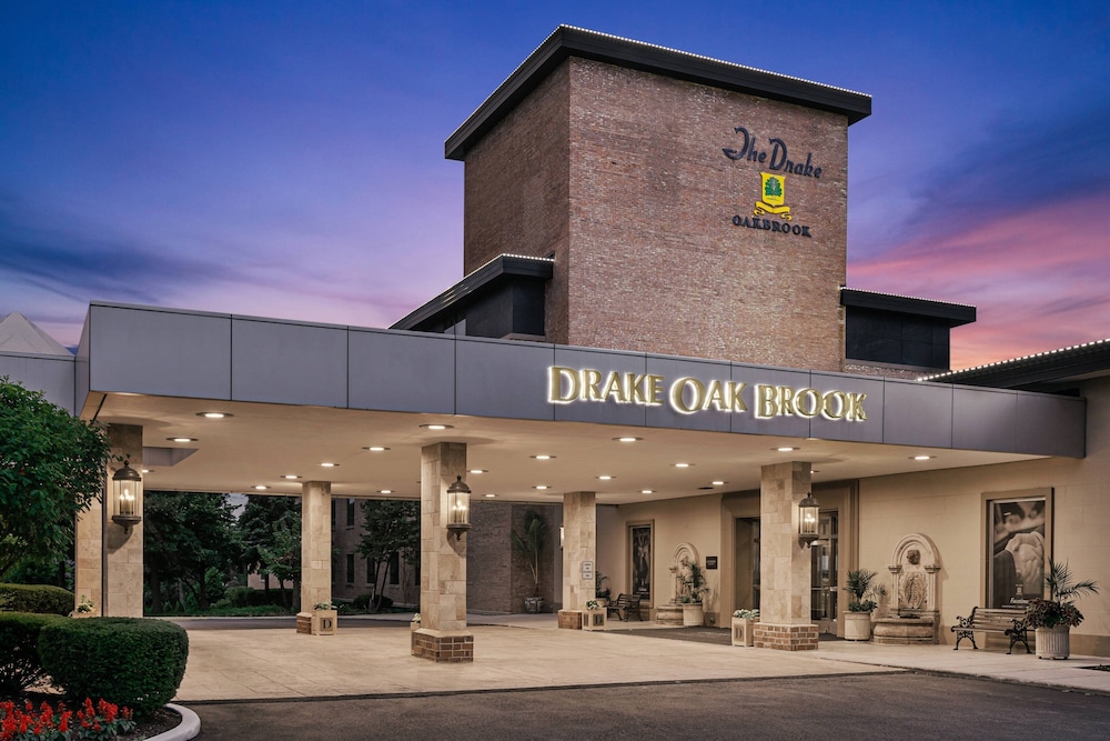 The Drake Hotel Oak Brook 3/52