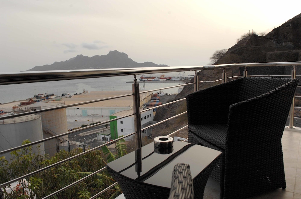 Blue Marlin Hotel 2/50