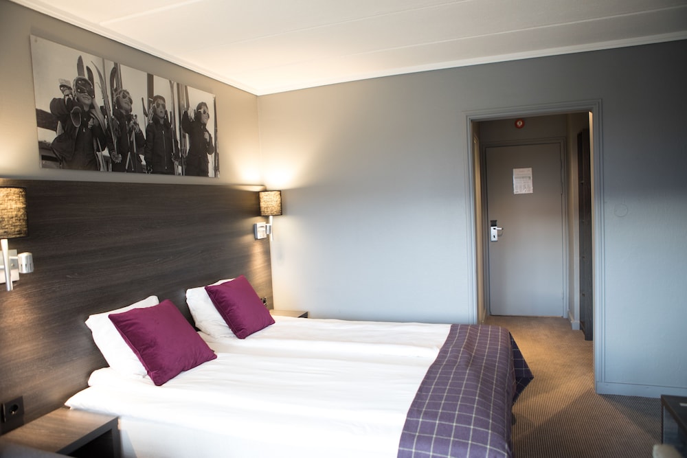 Geilo Hotel 12/64