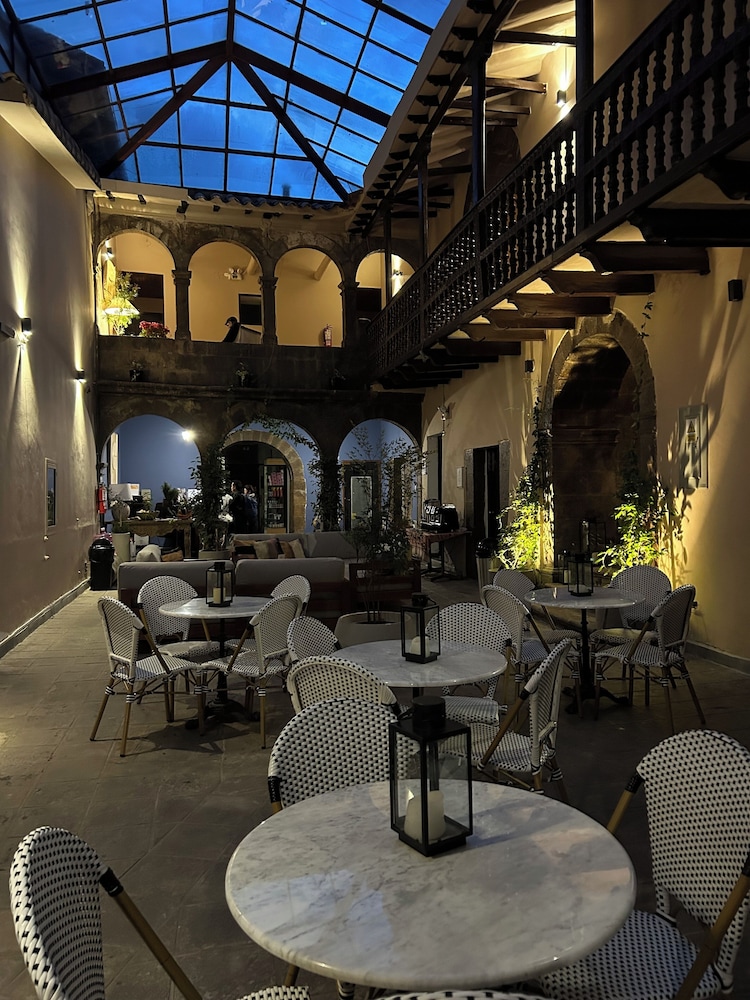 Cusco Plaza Saphi 53/75