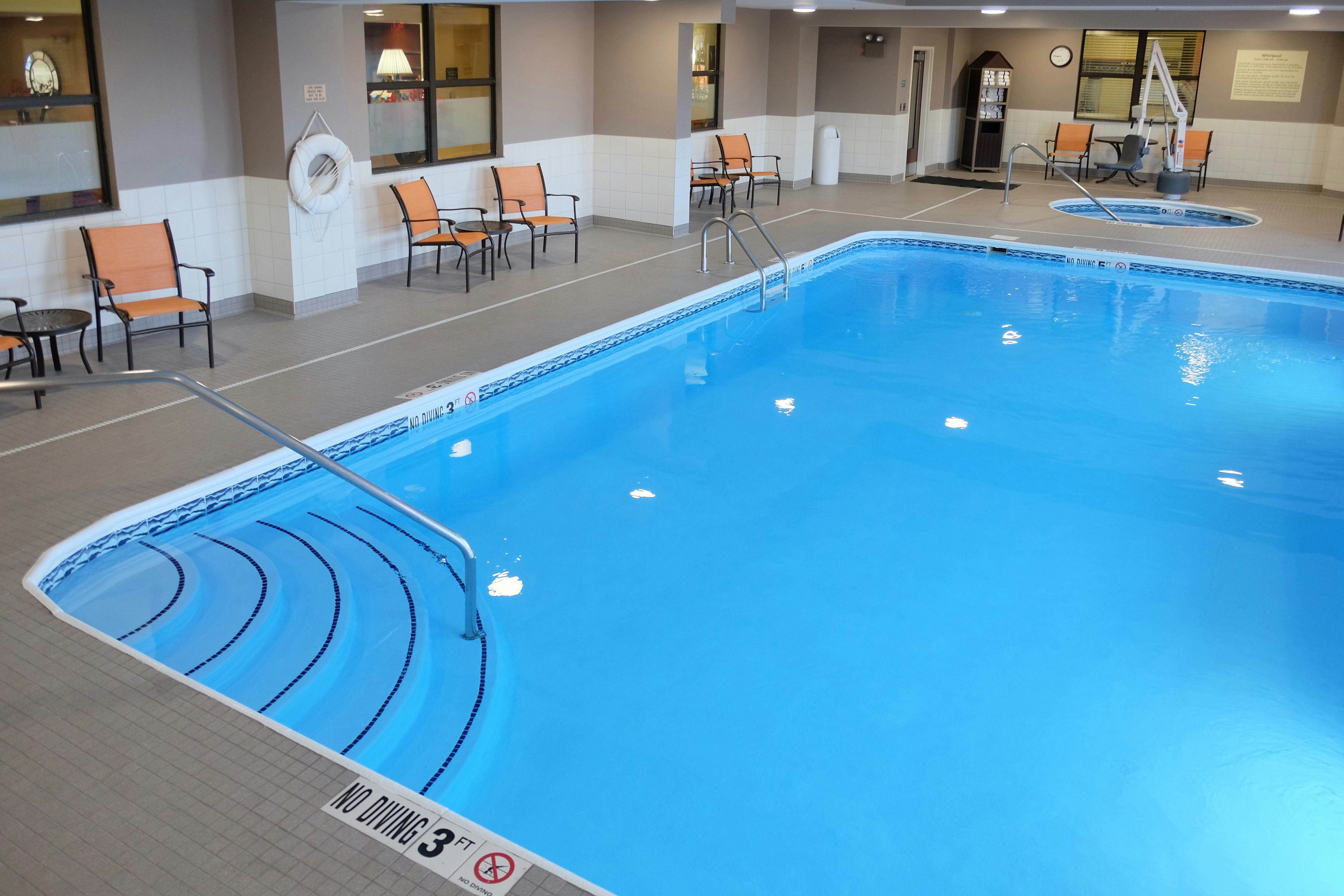 Hampton Inn Lima 40/73