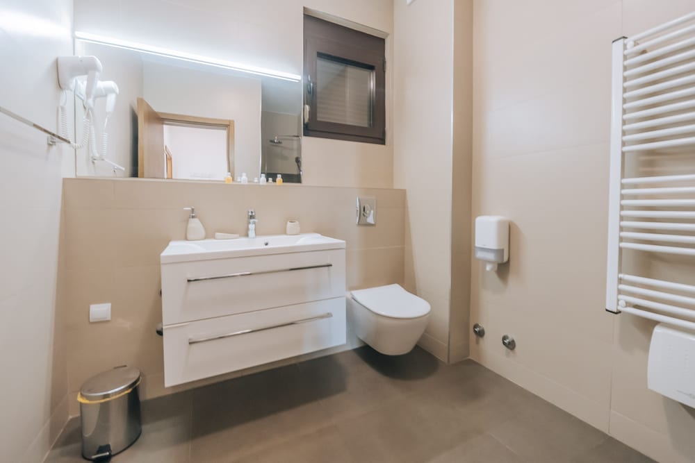 Apart Hotel Kuce Lekovica 48/50