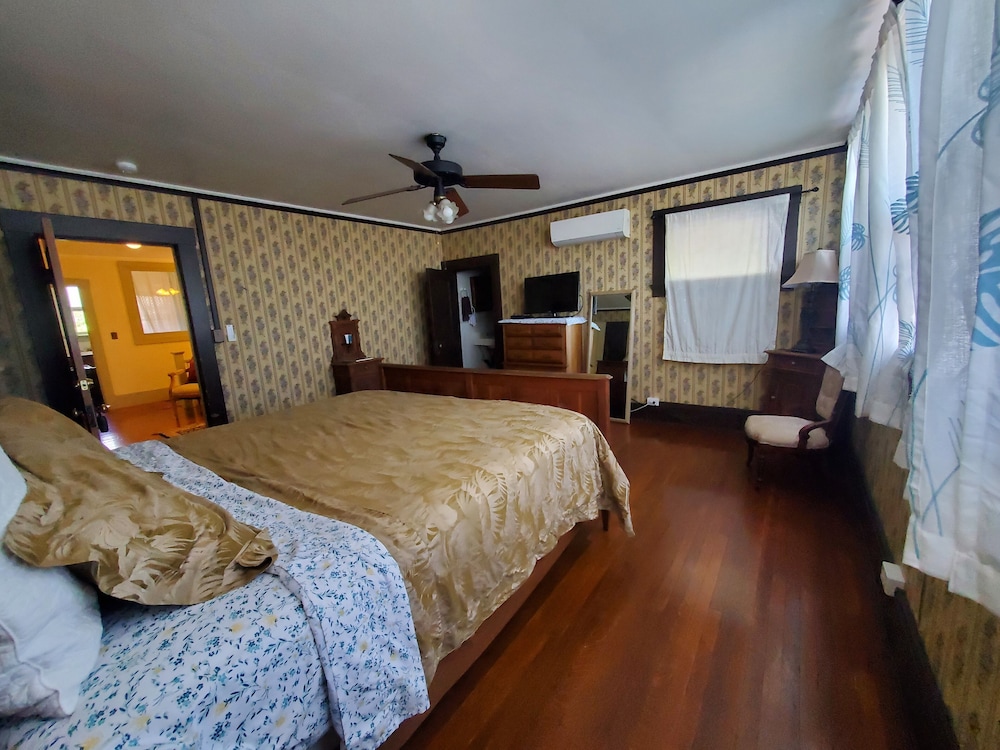 Manoa Valley Inn 10/60