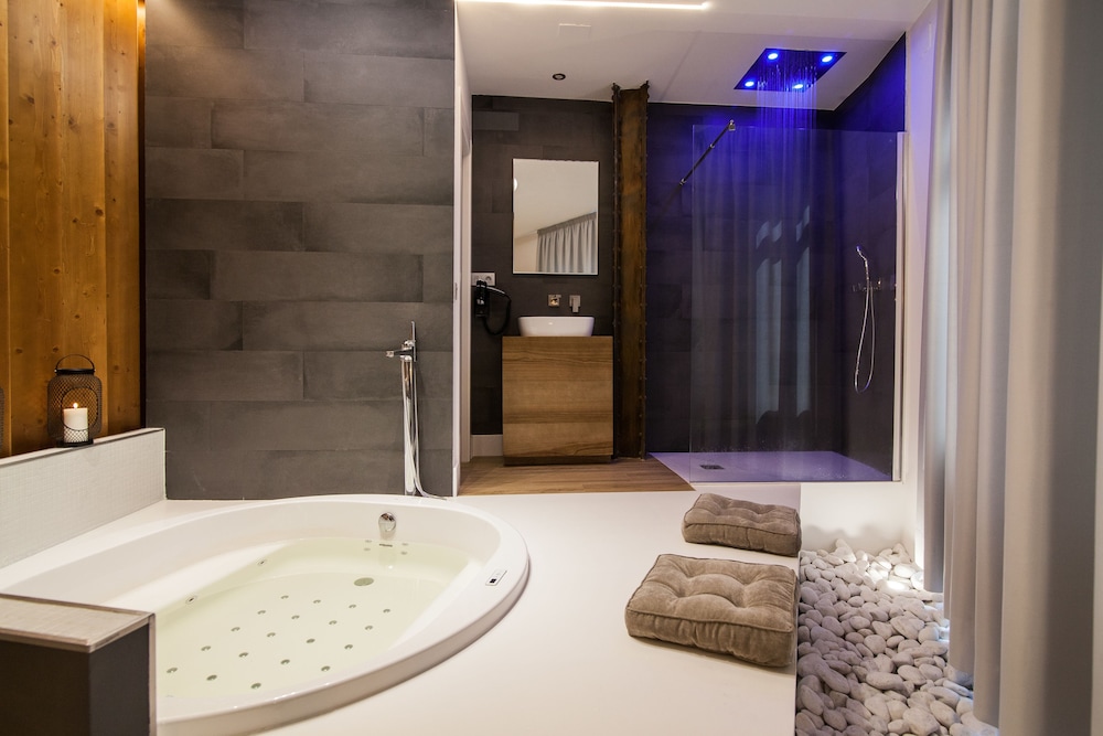 Vitium Urban Suites 43/46