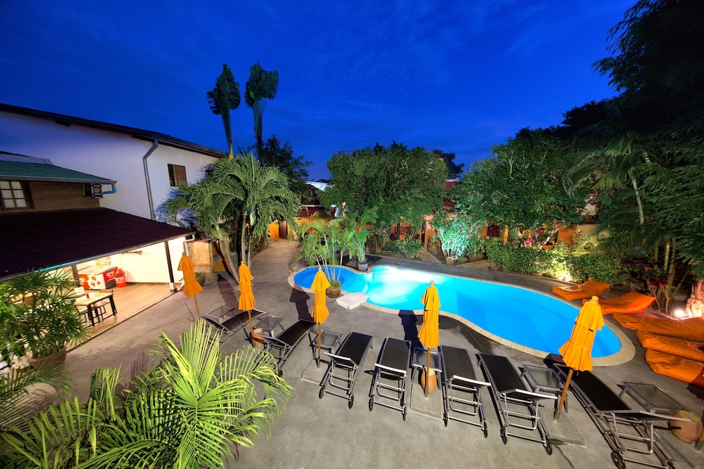 Eden Bungalows 63/71