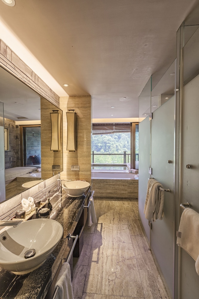 Banyan Tree Chongqing Beibei 49/50