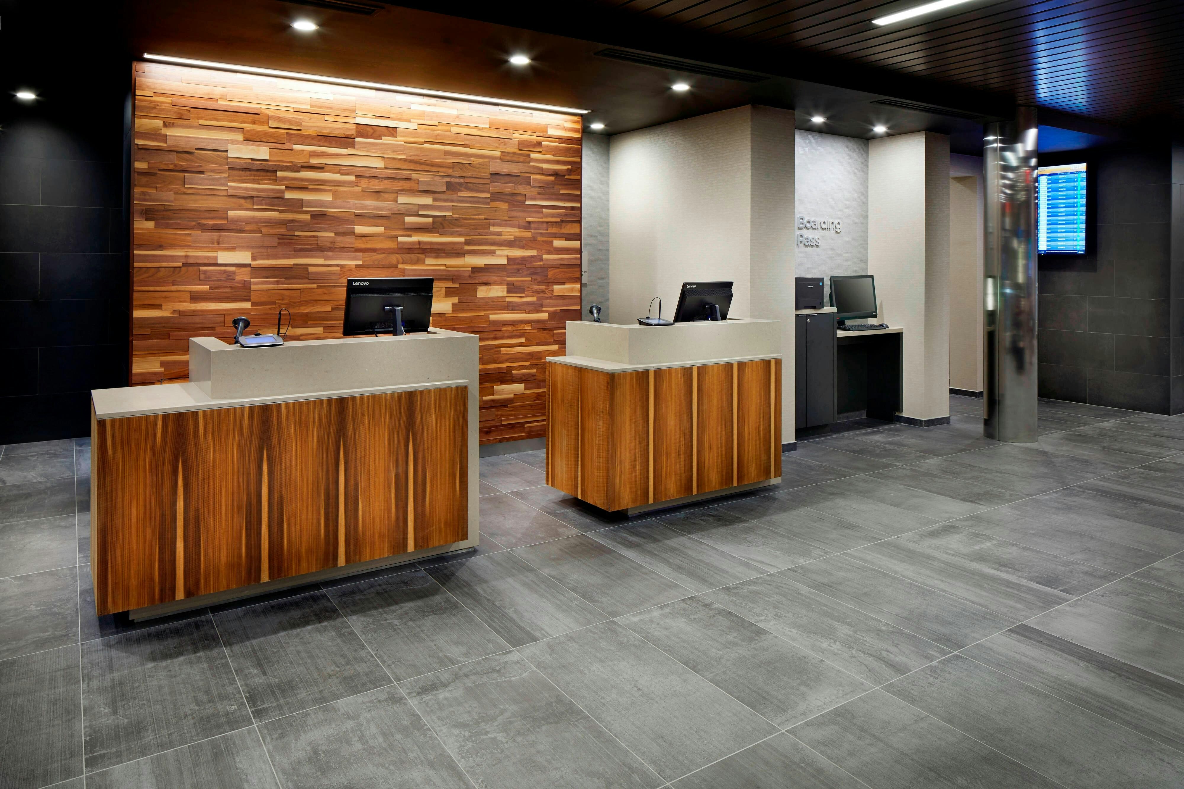 Lobby at Courtyard Houston Intercontinental Airport, HOUSTON - TX
