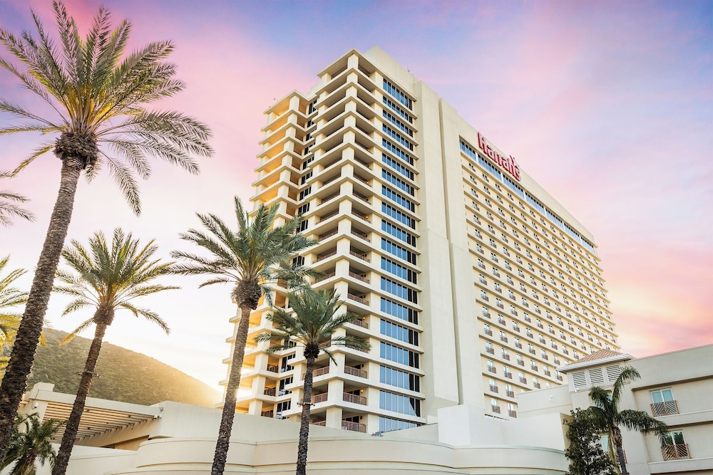 Harrah's Resort Southern California - A Caesars Rewards Destination 1/50