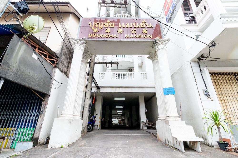 Boonchai Mansion in HAT YAI