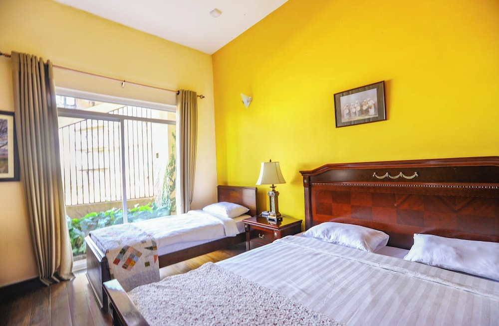 Yoho Villa Acacia 2/36