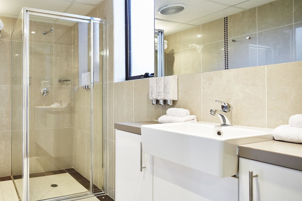 MANUKA PARK SERVICED APARTMENTS 45/58