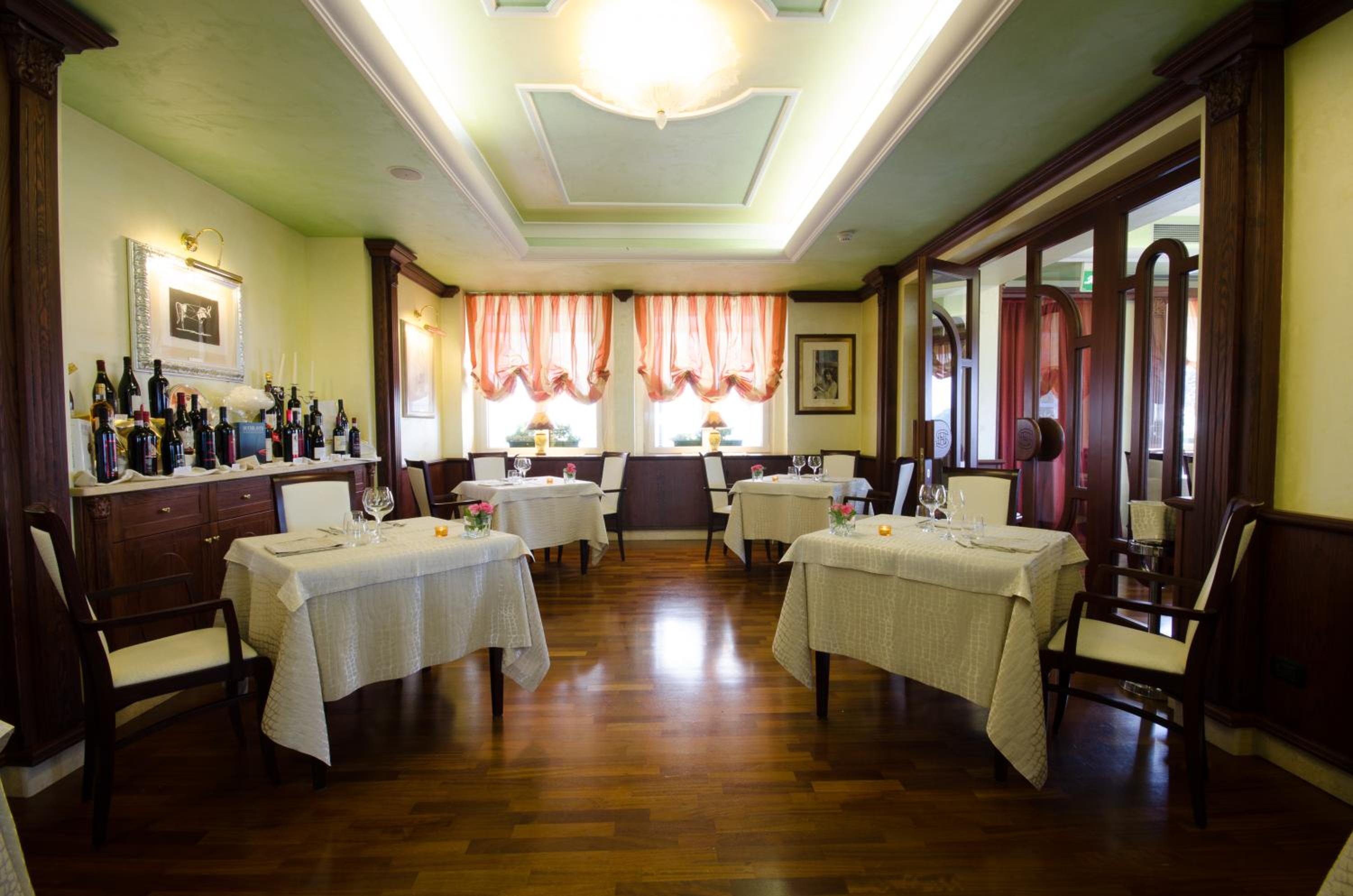 Hotel Santacroce Ovidius 28/50