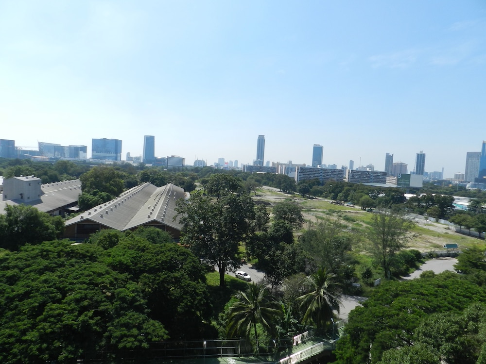 Nanatai Suites 48/50