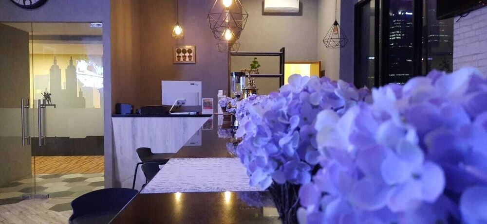 D'Bamboo Suites 45/58