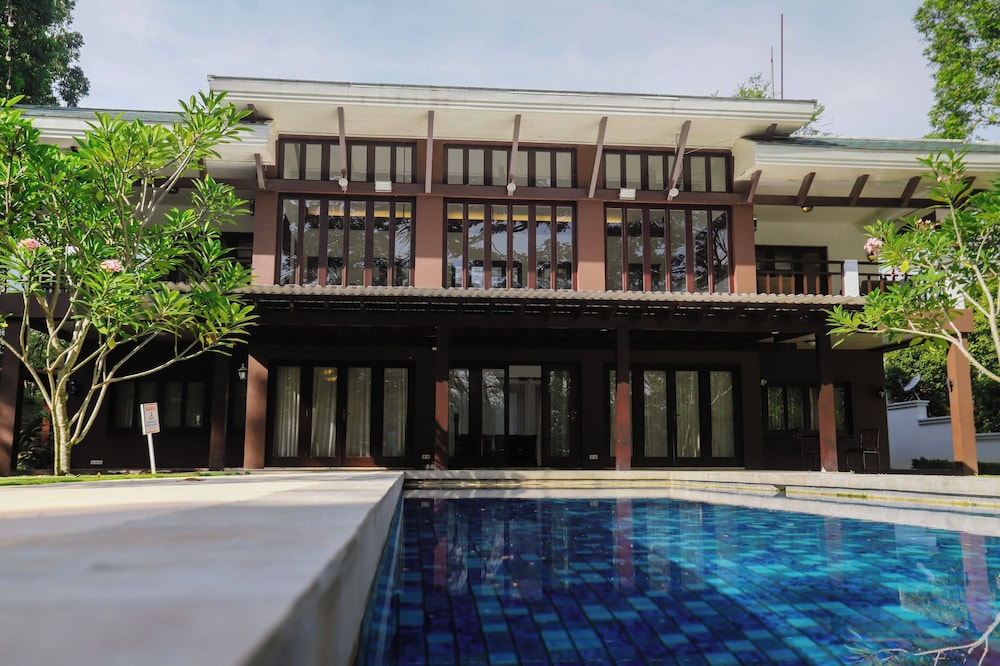 Taman Dayu Golf Club And Resort 2/56