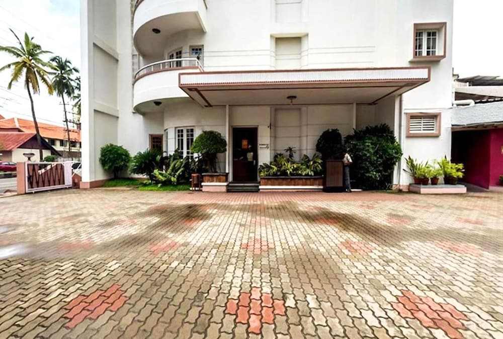 Grand Hotel 42/44