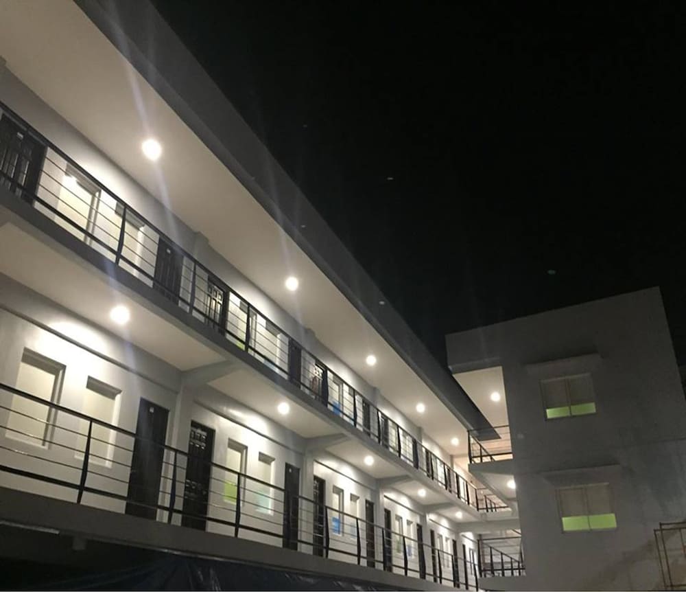 Rana Hotel 2/36