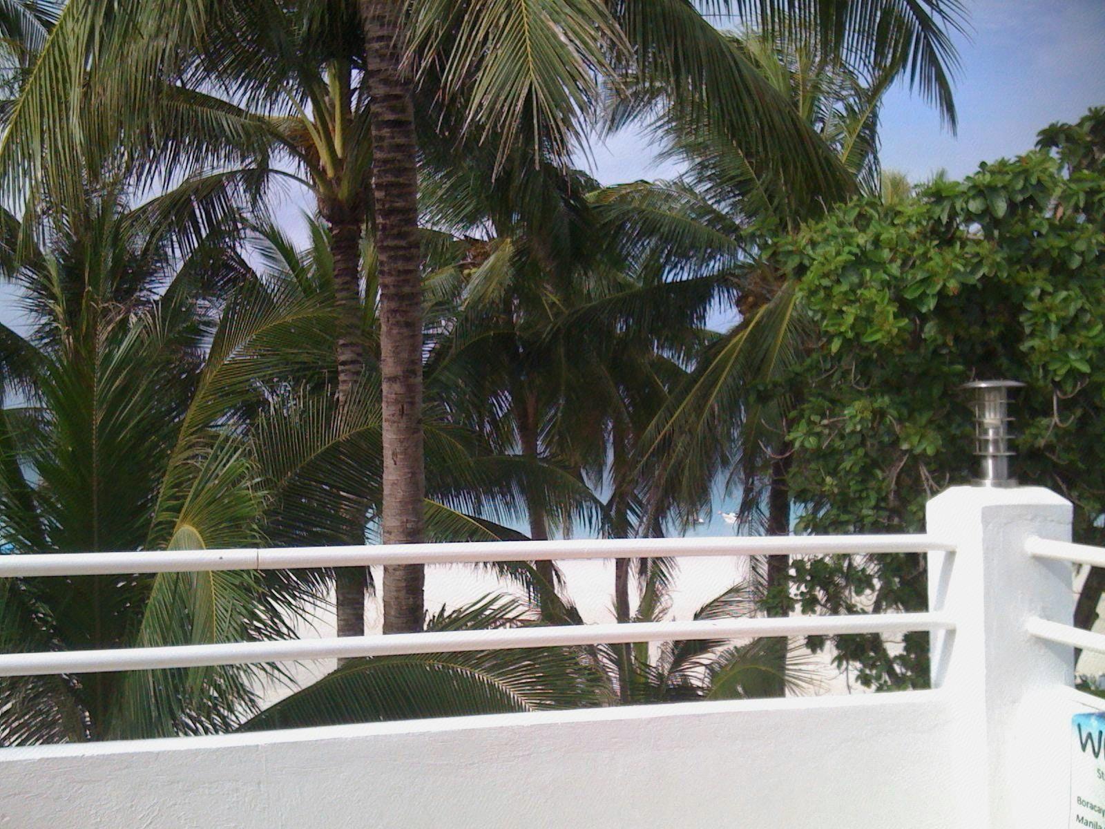 White Beach De Boracay 50/50