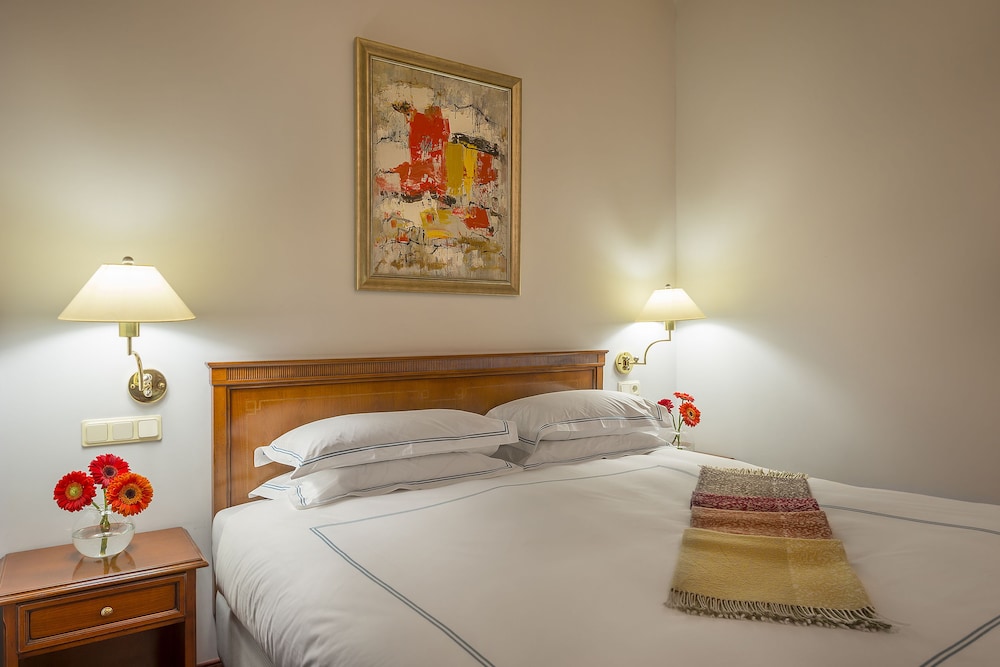 Grotthuss Hotel 18/78