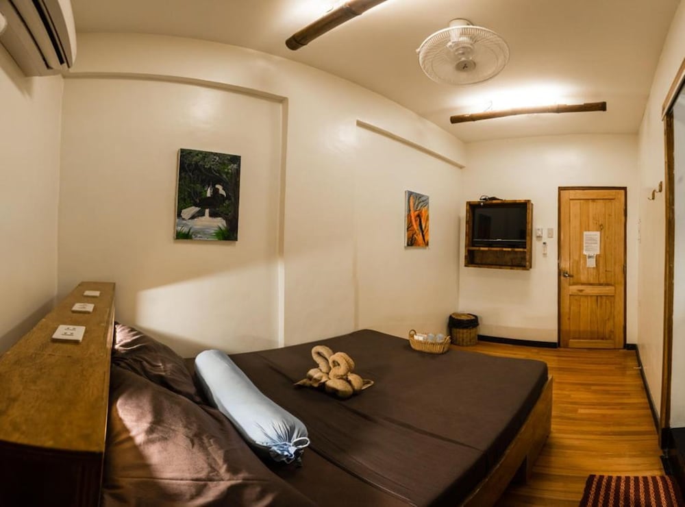 Outpost Beach Hostel - Adults Only 42/57