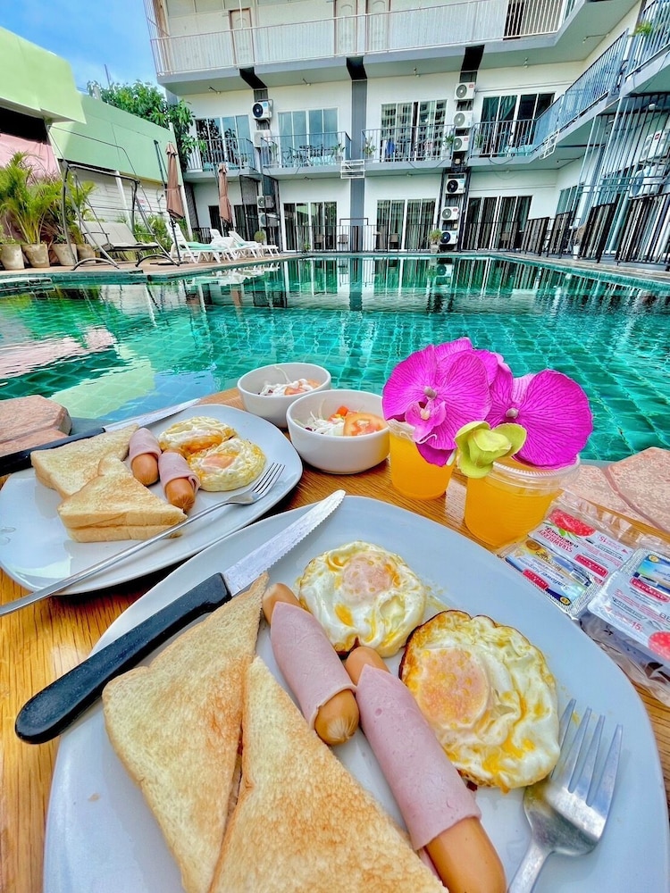 Anantra Pattaya Resort by CPG 30/44