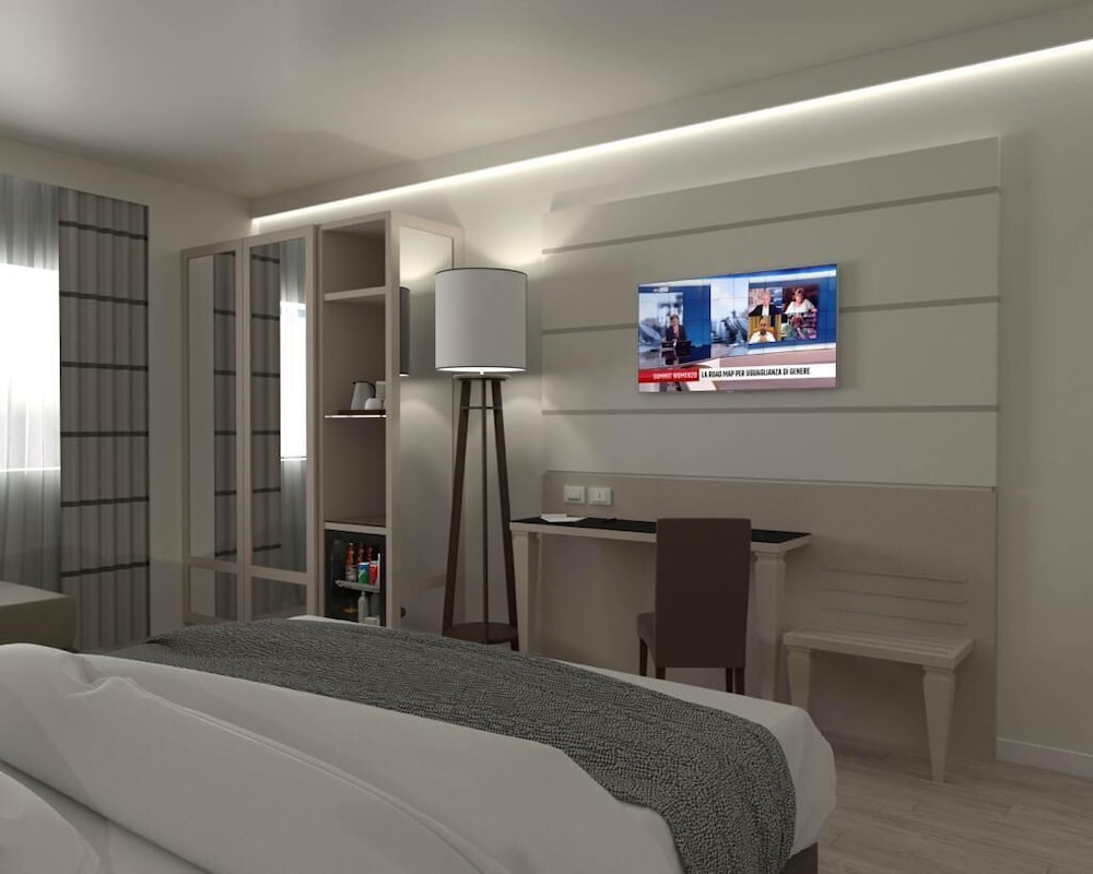The Sydney (ex Novotel Bologna Fiera) 24/69