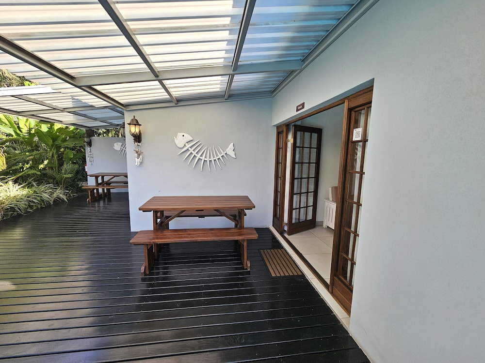 Lalapanzi Guest House 25/50