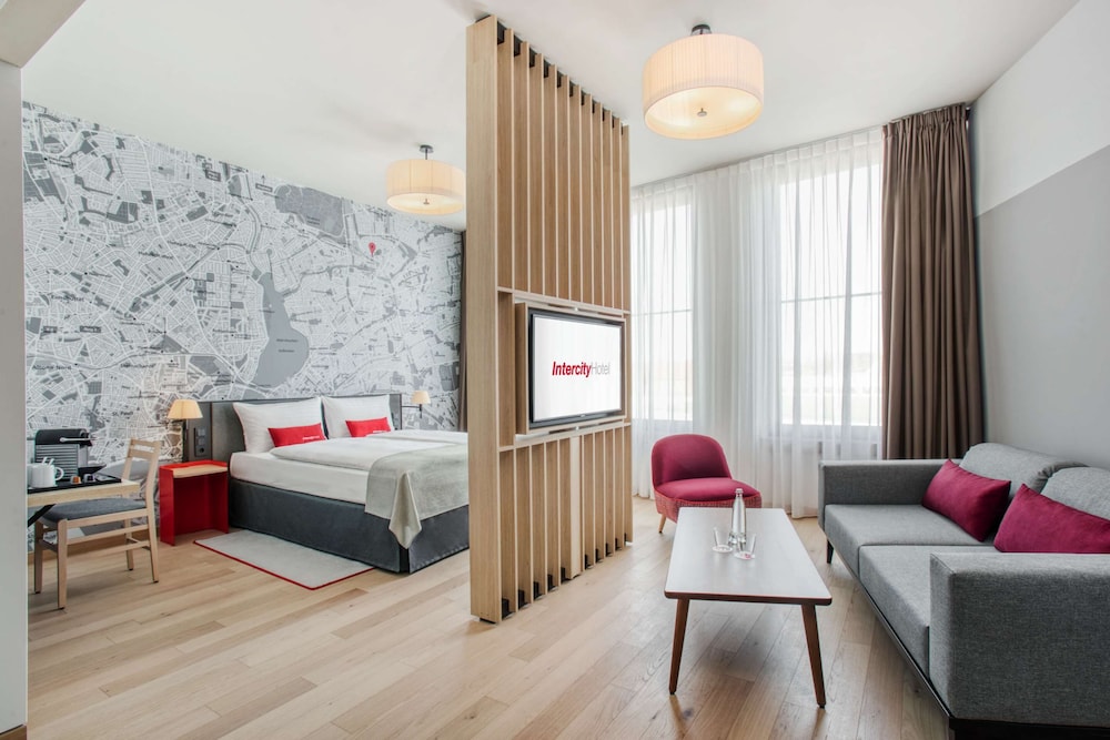 IntercityHotel Hamburg-Barmbek 26/52