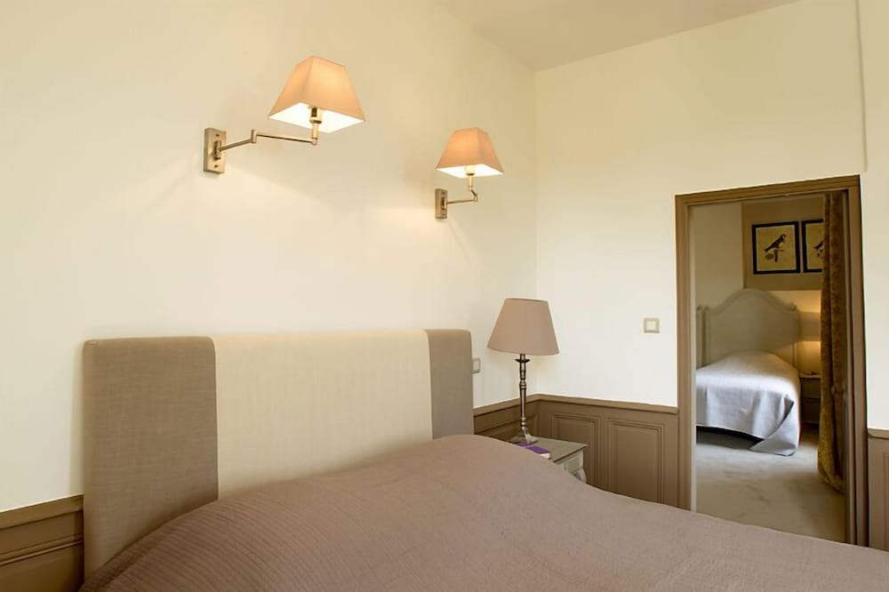 Relais Du Silence Chateau de Perreux 26/50