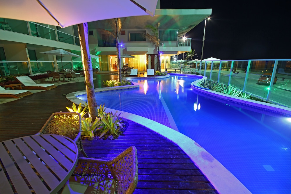 Paradiso Pero Praia Hotel 3/85