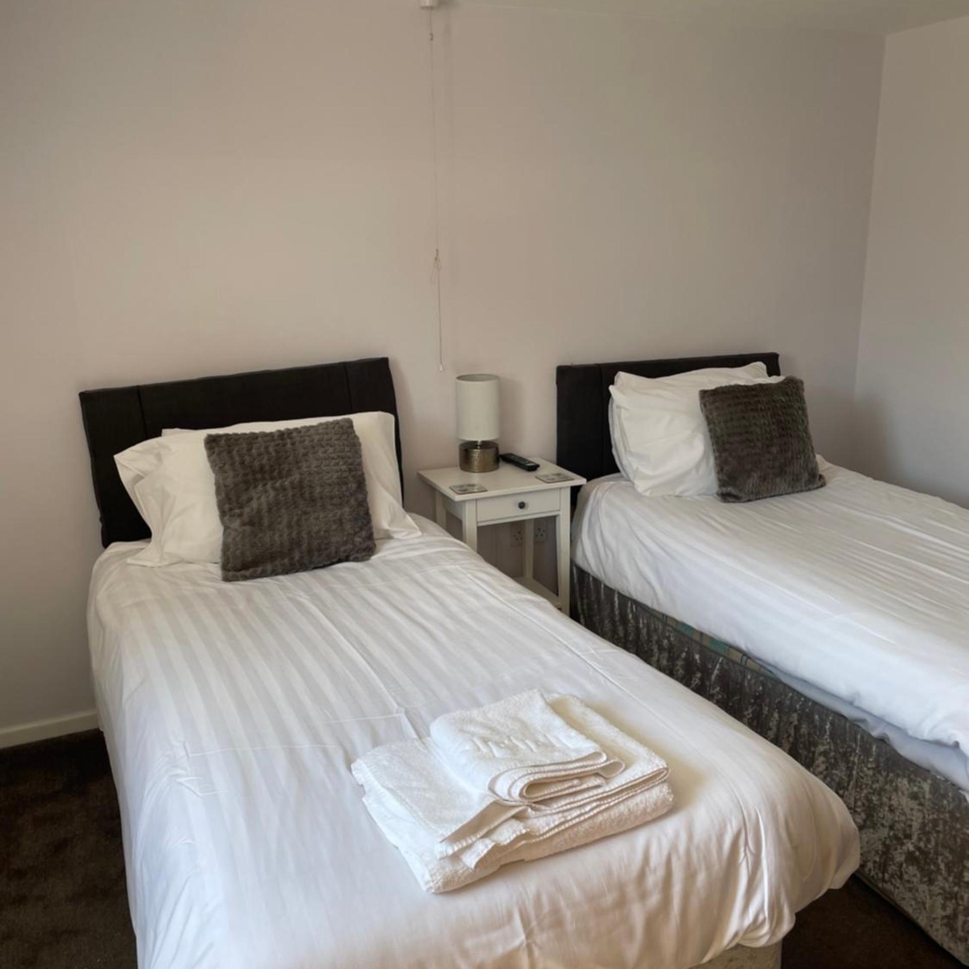 Coach House Hotel 14/60