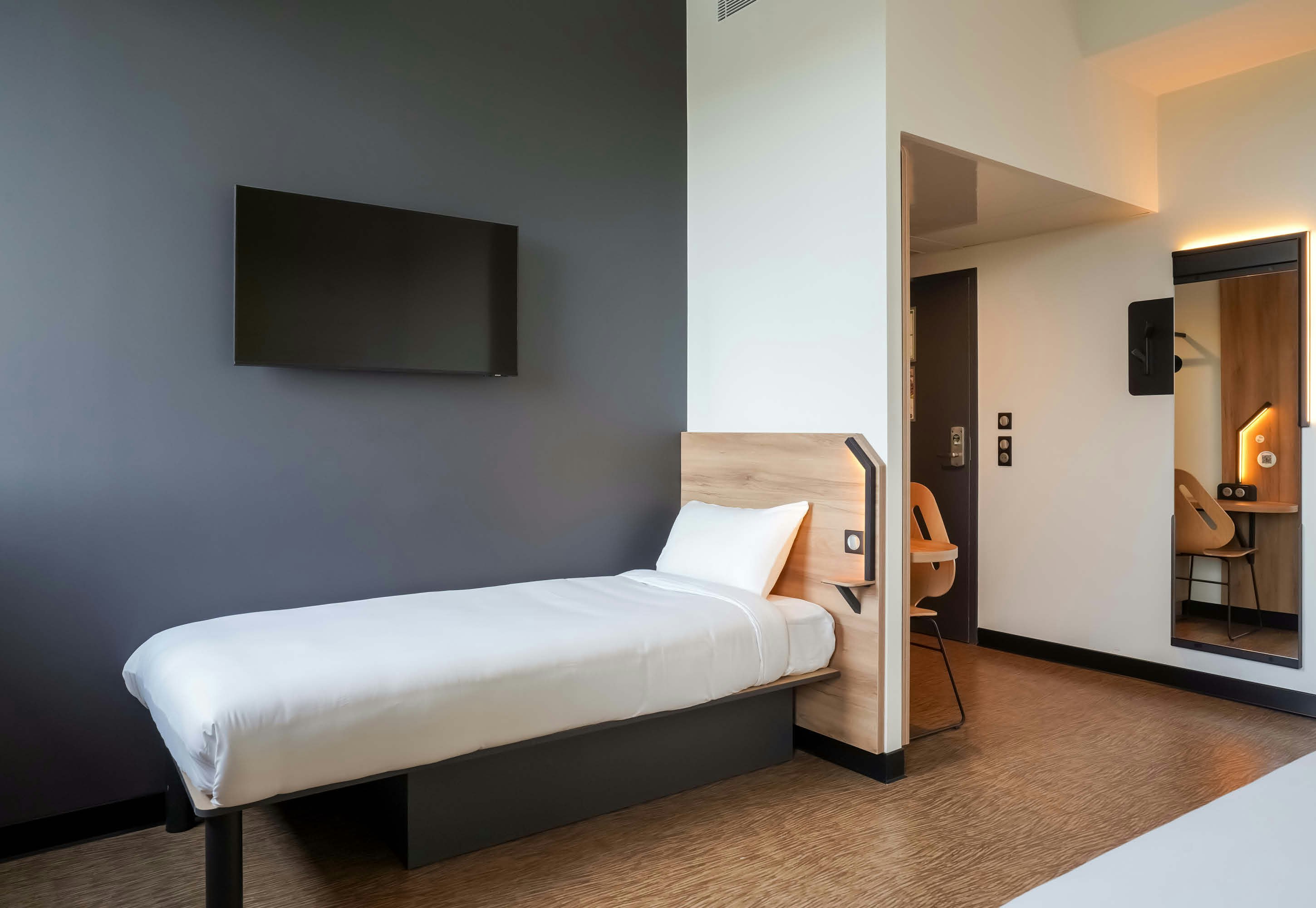 B&B HOTEL Paris Porte d Orleans 27/49