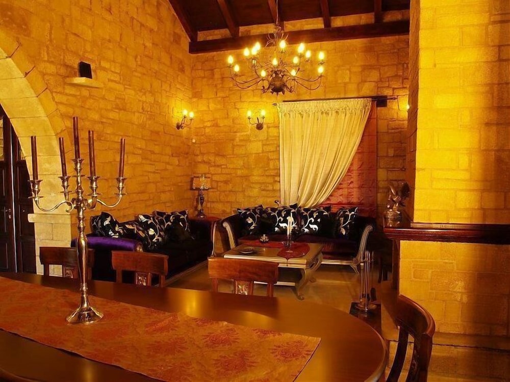 Palazzo Loupassi 17/50