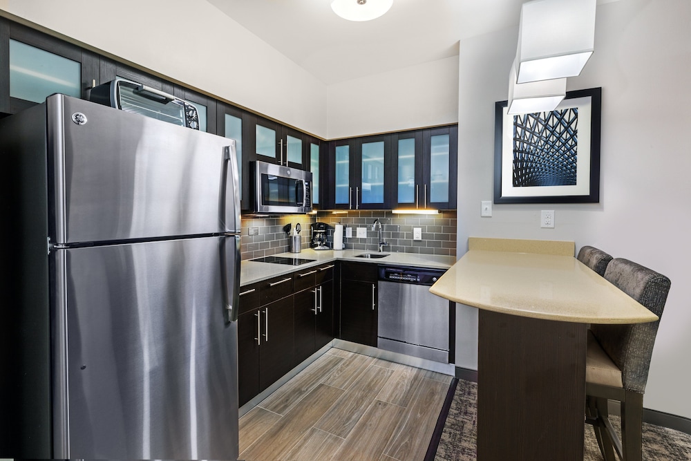 Staybridge Suites Iah Airport East 35/50