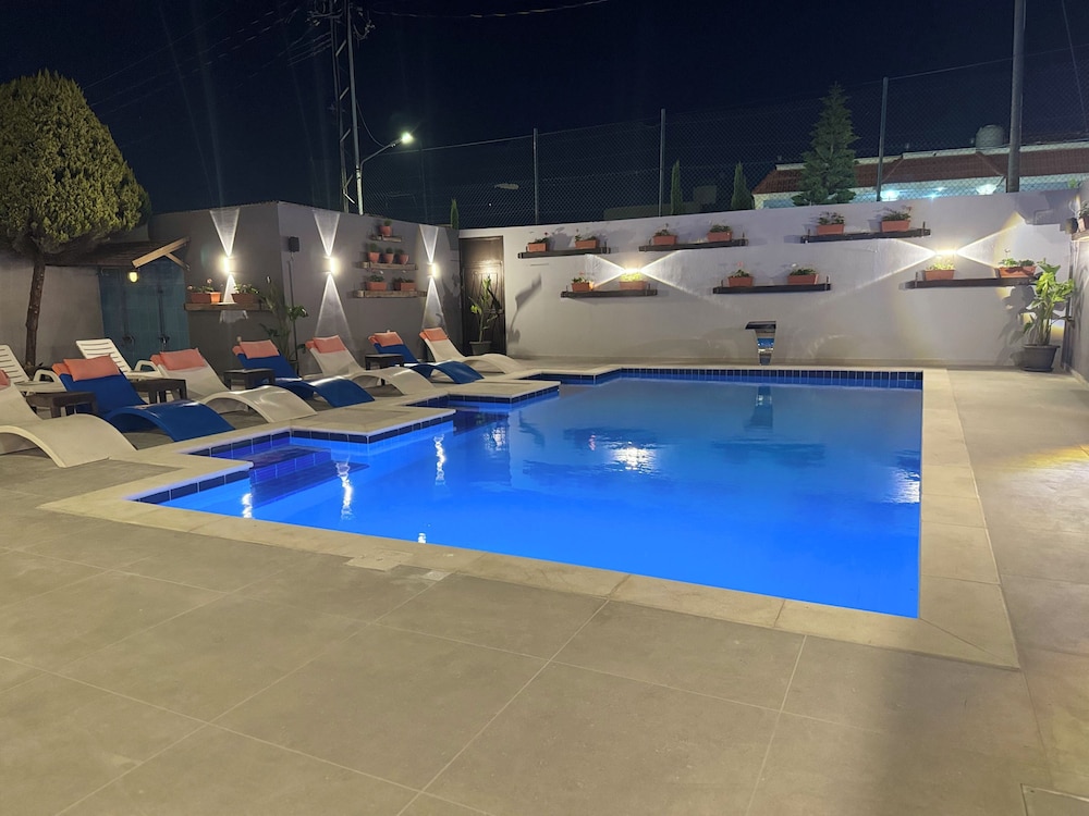 Grand Hotel Madaba 68/70