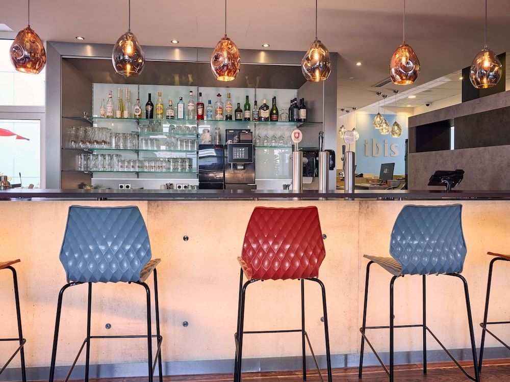 Ibis Dusseldorf Hauptbahnhof 51/67