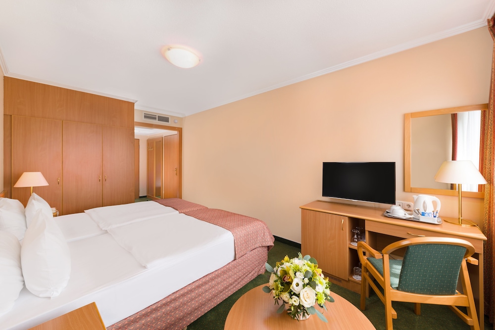 DANUBIUS HOTEL ARENA 19/73