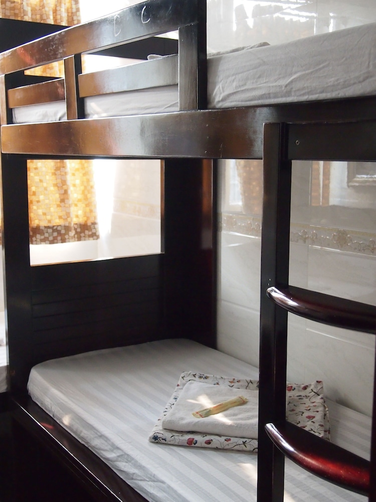 Ashoka Hostel 26/39