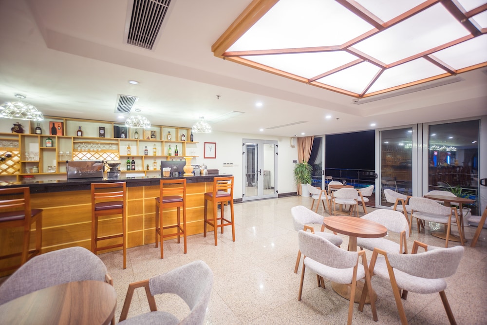 Vinh Hoang Hotel 52/66