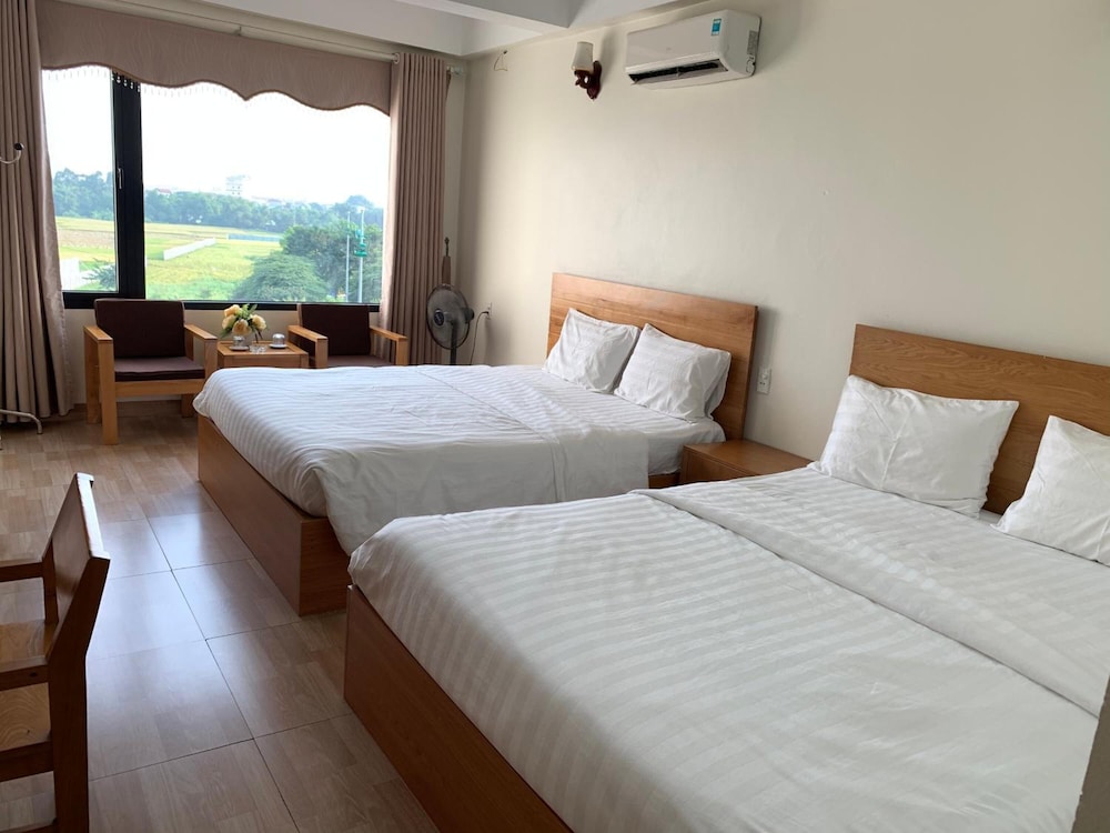 Dragon Airport Hotel 7/49