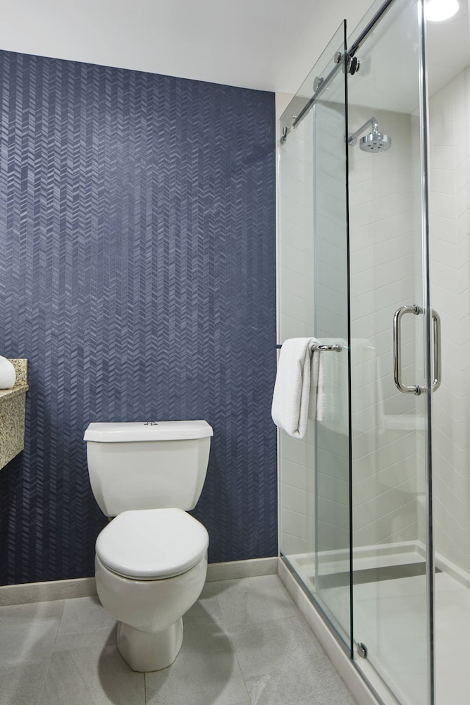 Fairfield Inn & Suites Albany Airport 7/41