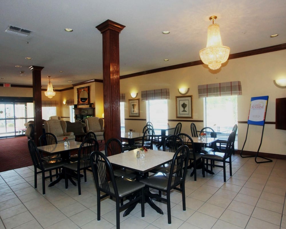 Executive Inn 27/33